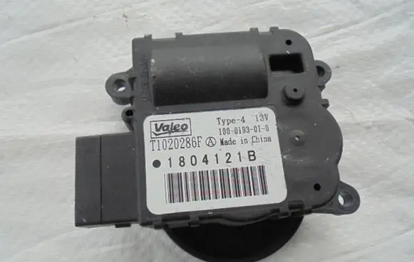 Citroen C4 II Air flap motor/actuator T1020286F