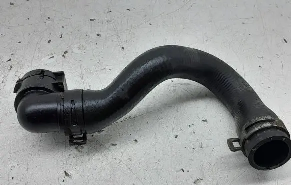 Land Rover Range Rover Sport L320 Engine coolant pipe/hose AH227752AC