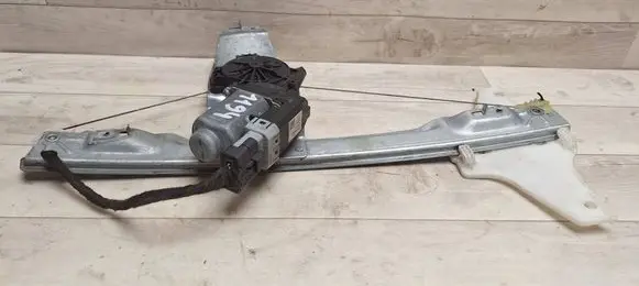 Citroen C4 I Picasso Rear door window regulator with motor 9682632080