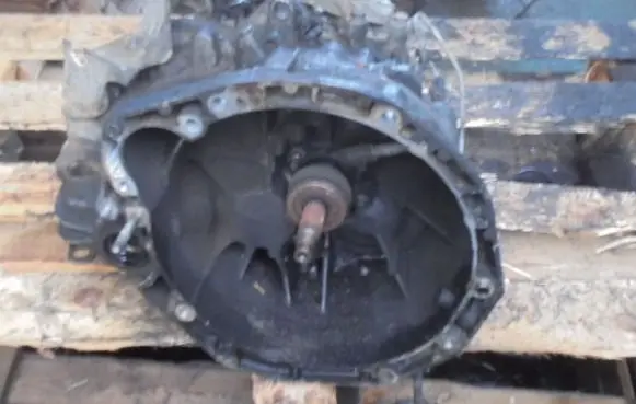 Renault Megane II Manual 4 speed gearbox NDO001
