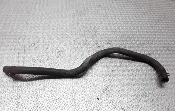 Toyota Auris 150 Engine coolant pipe/hose
