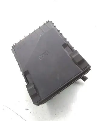 Volkswagen PASSAT CC Fuse module