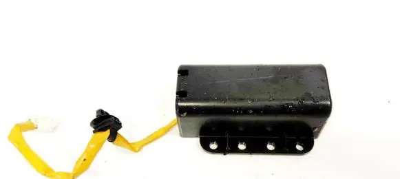 Passenger airbag on/off switch