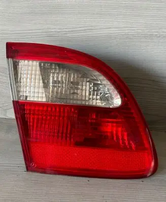 Mercedes-Benz E W211 Tailgate rear/tail lights A2118201364