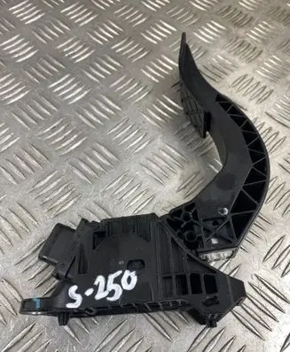Audi Q5 SQ5 Accelerator throttle pedal 8W1723523A