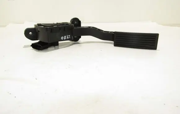 KIA Venga Accelerator throttle pedal 327271P200