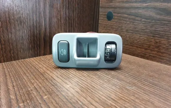Toyota Yaris Light switch 777197