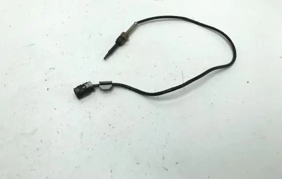 BMW 3 G20 G21 Exhaust gas temperature sensor 8490145
