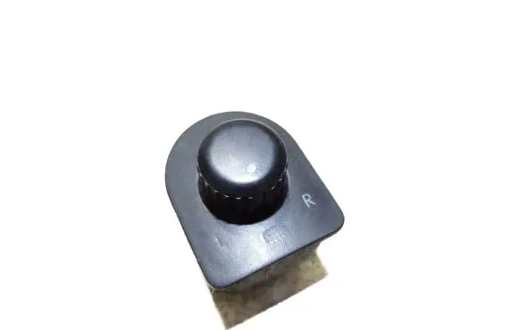Volkswagen Transporter - Caravelle T5 Wing mirror switch 7E1959565A