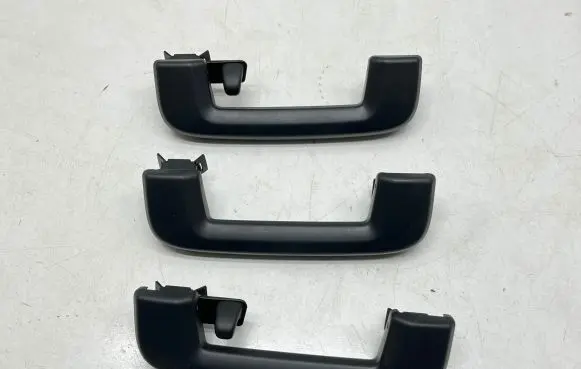 Volvo V40 Cross country A set of handles for the ceiling 39834463