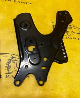 Subaru Forester SL Engine mount bracket 