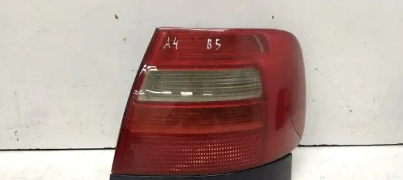 Audi A4 S4 B5 8D Rear/tail lights E410253 014411927RR