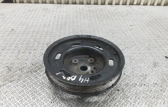 Audi A4 S4 B5 8D Crankshaft pulley 050105255C