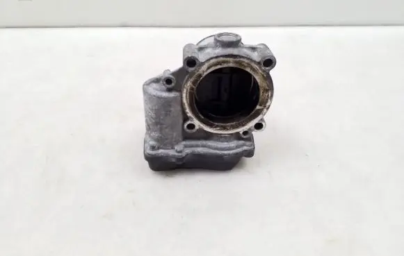 Volkswagen Golf VI Throttle valve 06F133062G