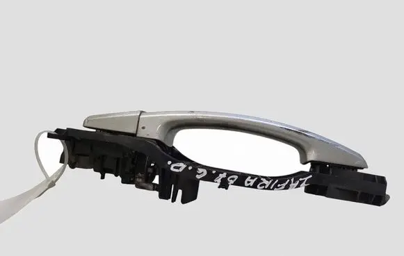 Opel Zafira B Rear door exterior handle