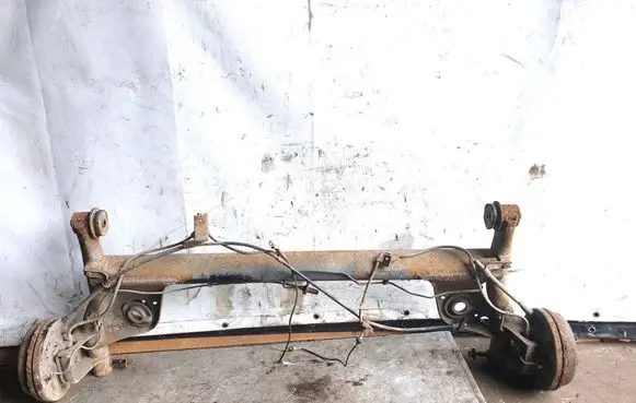 Suzuki Swift I Rear axle beam 