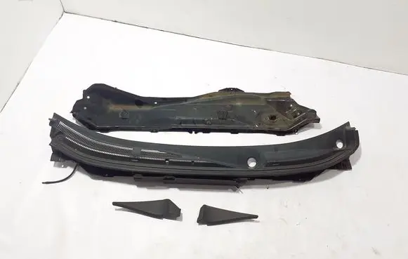 Renault Koleos II Wiper trim 668625HA0A
