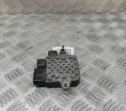Nissan Leaf II (ZE1) Coolant fan relay 21493B210B