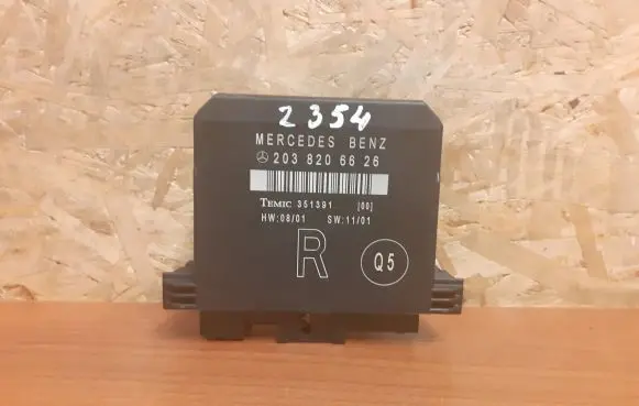 Mercedes-Benz C W203 Door control unit/module 2354 2038206626