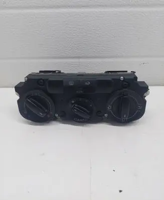Volkswagen Caddy Climate control unit 53701710F