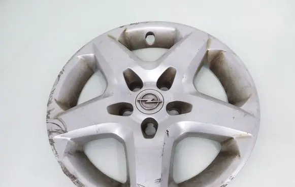 Opel Zafira B R16 wheel hub/cap/trim 13240543