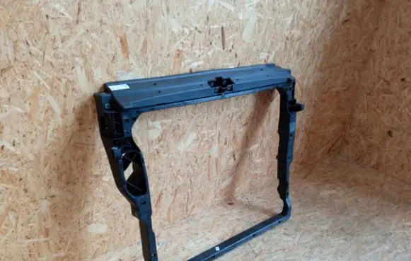 Volkswagen Crafter Radiator support slam panel 7C0805335