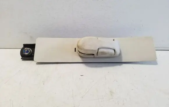 Honda CR-V Seat belt adjustment rail 