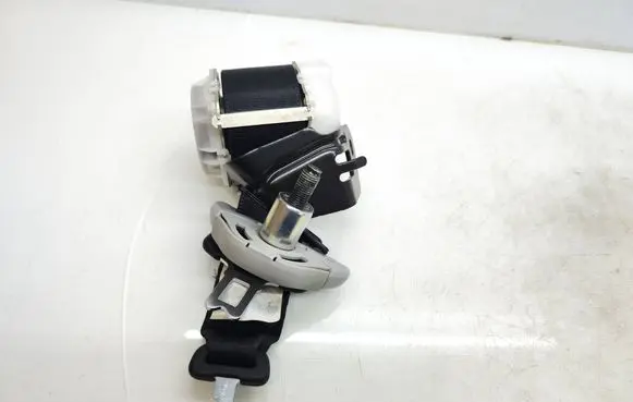 Toyota Yaris Roof seat belt 7G5290 068721 111358