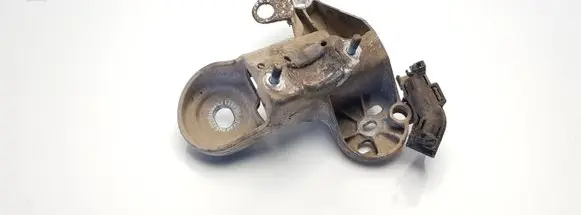 Audi A4 S4 B5 8D Engine mounting bracket 8D0199352H