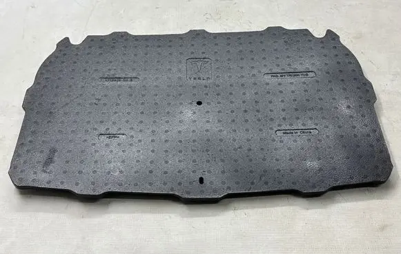 Tesla Model Y Other trunk/boot trim element 151940900B 15194091