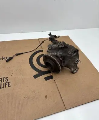 BMW 1 F20 F21 Front wheel hub 18915910