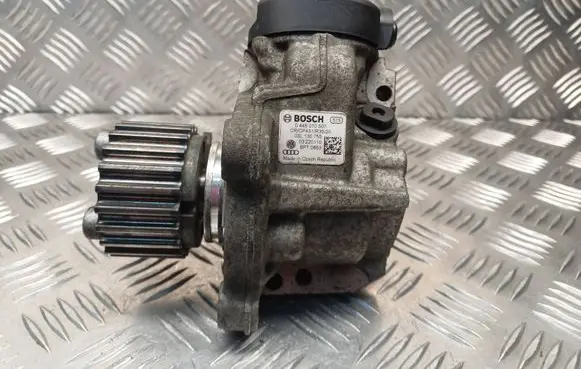 Volkswagen Tiguan Fuel injection high pressure pump 0445010507 03L130755 0928400706