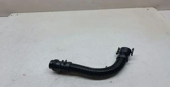 BMW 3 E92 E93 Breather hose/pipe 58650910