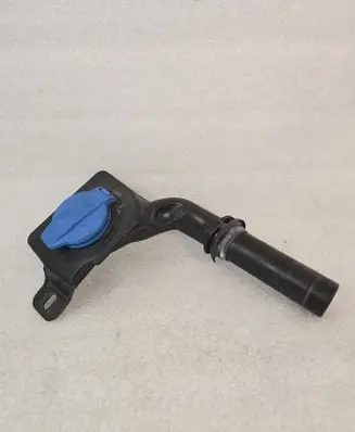 Porsche Cayenne (9Y0 9Y3) Window washer liquid tank fill tube 4M0955463
