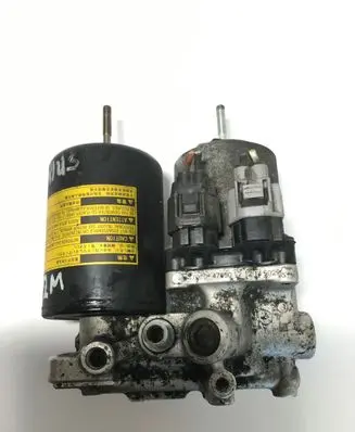 Toyota Prius (XW30) Brake booster 4707047050 12Y220255