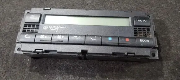 Volkswagen PASSAT B5.5 Climate control unit