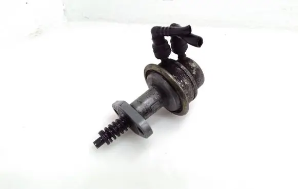 Ford Transit Mechanical fuel pump 954F9350A
