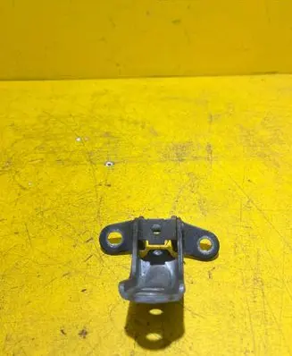 KIA Ceed Front door lower hinge 