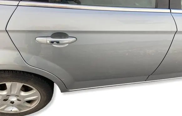 Ford Mondeo MK IV Rear door 