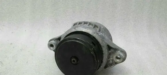 Porsche Boxster 982 Engine mount bracket 982199131B