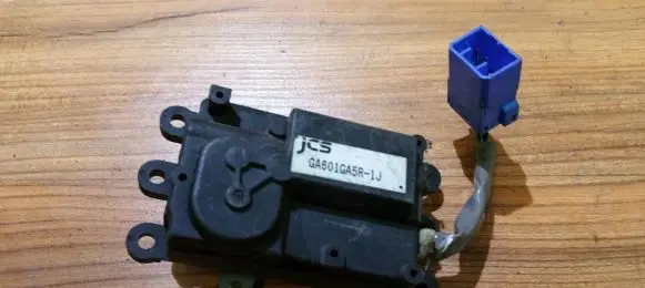 Mazda MX-6 Air flap motor/actuator ga601ga5r