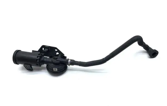 BMW 7 G11 G12 Active carbon filter fuel vapour canister 733330102 19343810