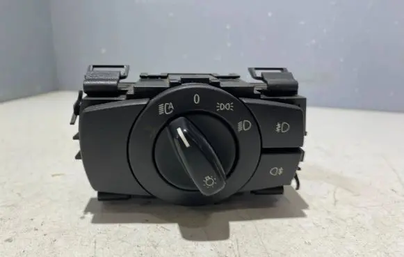 BMW 1 E81 E87 Light switch 6932796 000408396450011