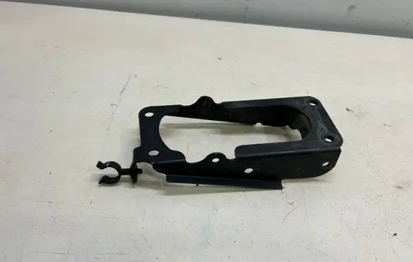 Porsche Cayenne (92A) Other engine bay part 7P0614143C