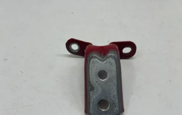 Hyundai Kona II Front door upper hinge