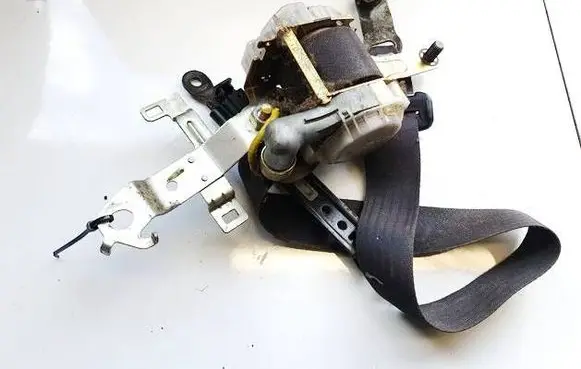 Subaru Legacy Front seatbelt H074101 R1320