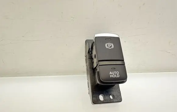 Nissan Juke II F16 Hand parking brake switch 251756PA0A