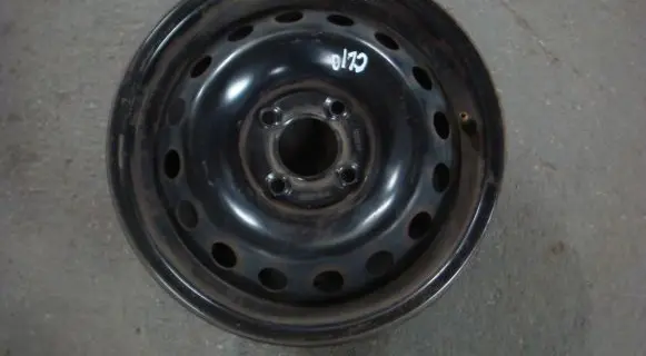 Renault Clio IV R16 steel rim 
