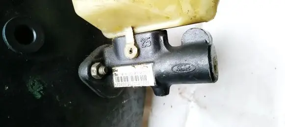 Ford Mondeo MK I Master brake cylinder 61250320 6125-0320