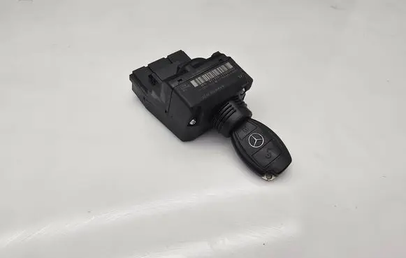 Mercedes-Benz Sprinter W906 Ignition lock A9069003303 3300302201 6040089311806128